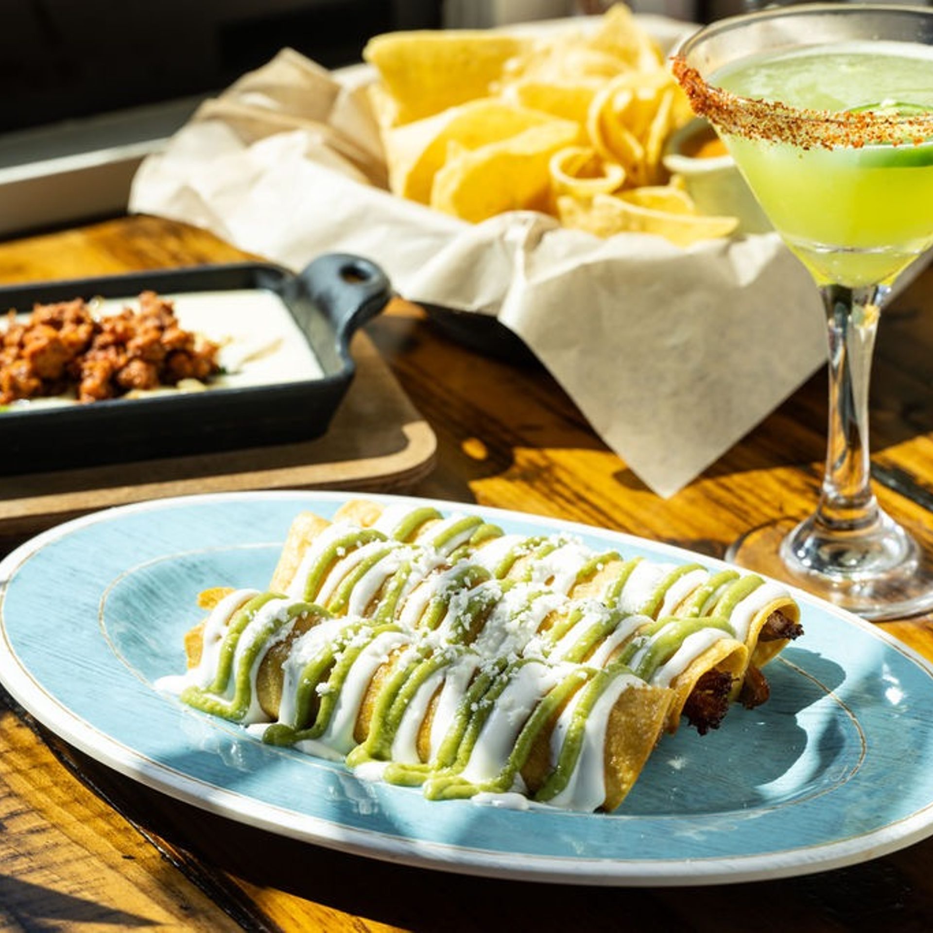 Happy Hour, Mon–Fri, 3–6pm