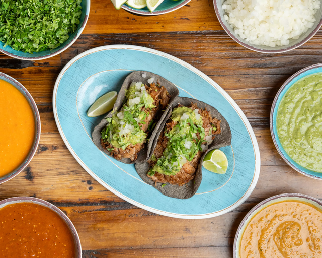 CARNITAS TACOS.